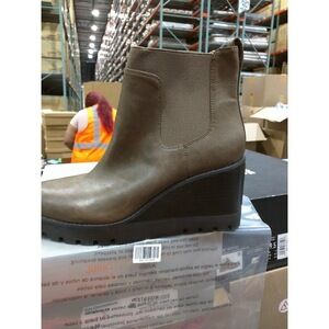 Women's Marleen Wedge Chelsea Boot,Chocolate Brown 9